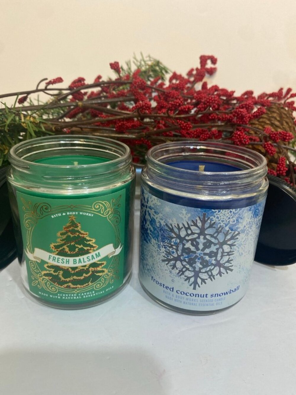 Bath & Body Works Winter Candle Set Fresh Balsam Frosted Coconut Snowball 2pk